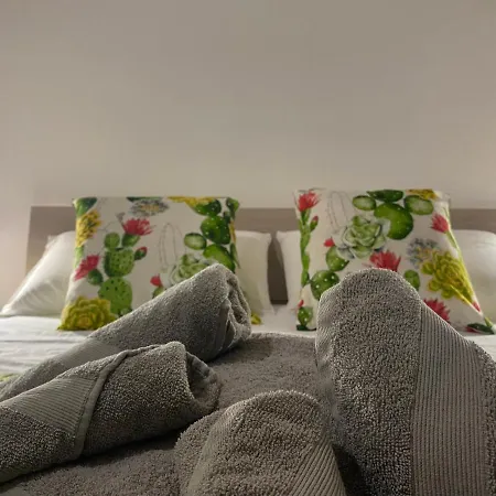 Tyche Apartmán *